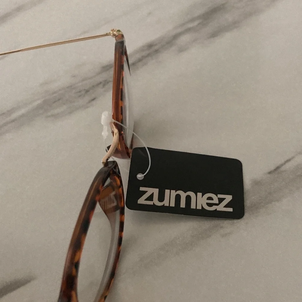 ME Makeover Essentials Tortoise Oval Glasses with Gold Bridge
